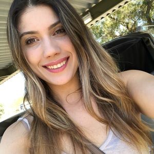Meet your Posher, Alondra